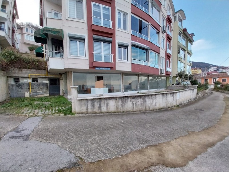 İZYAP'TAN FULL DENİZ MANZARALI SATILIK GENİŞ İŞYERİ